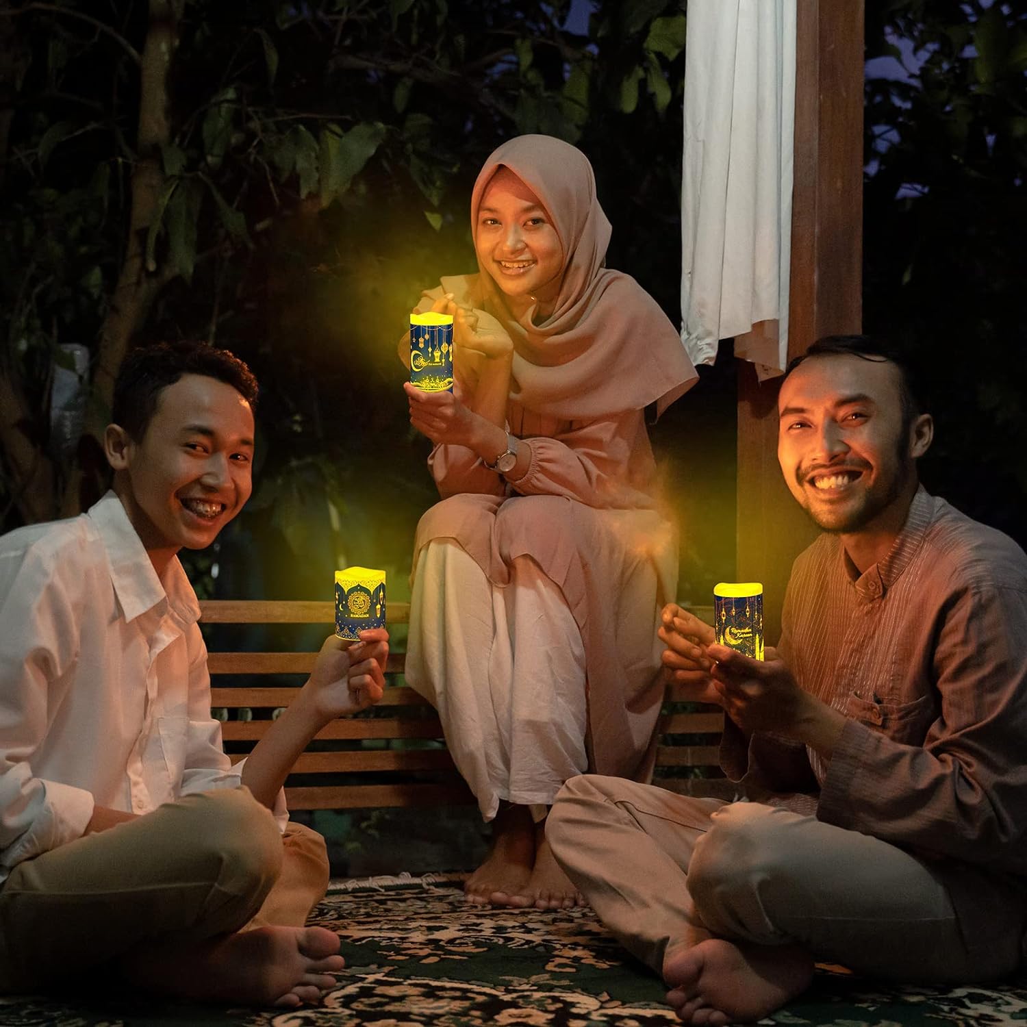 احصل على ابجورة مضيئة رمضانية على شكل كأسة لتزيين منزلك في شهر رمضان المبارك. إضاءة جميلة تعمل بالبطاريات، سهلة الاستخدام وتضفي جمالًا فريدًا إلى ديكور منزلك. - novoloo